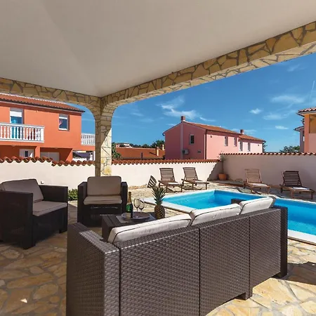 Amazing In Betiga With Outdoor Swimming Pool Σπίτι διακοπών *