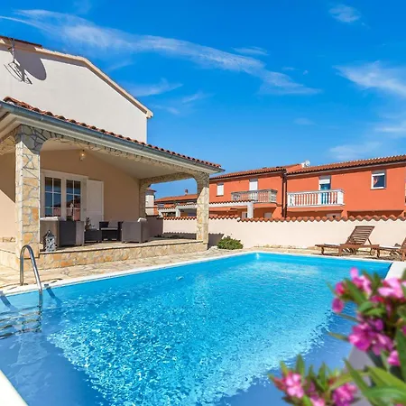 Casa vacanze Amazing In Betiga With Outdoor Swimming Pool Barbariga