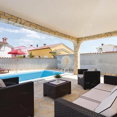 Amazing In Betiga With Outdoor Swimming Pool Casa vacanze Barbariga